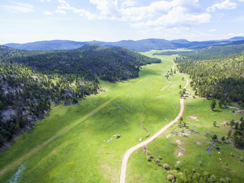 Old Elk Park Ranch, Ranch for Sale in Colorado, #106847 : RANCHFLIP