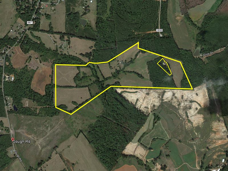 126 Acres Close To Liberty U : Rustburg : Campbell County : Virginia