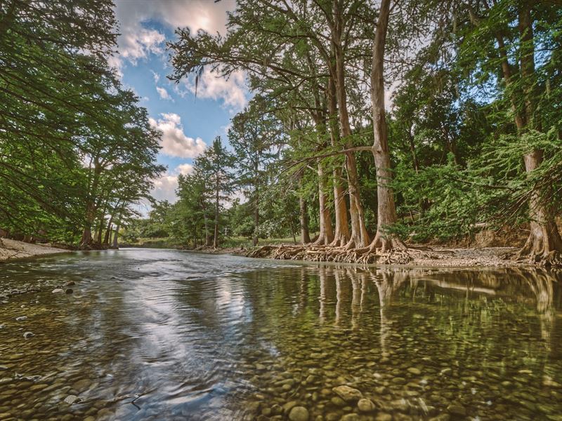 Live Water Guadalupe River Ranch, Ranch for Sale in Texas, 176016 RANCHFLIP