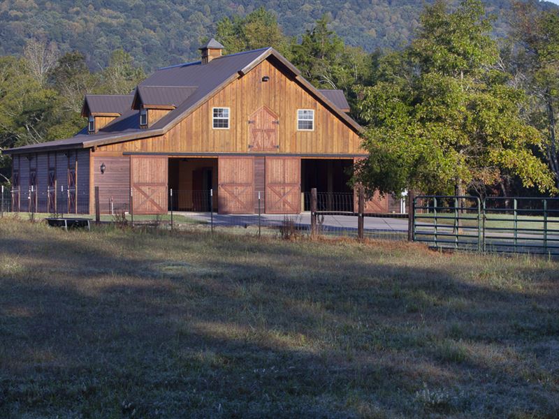 Beautiful Farm with Home and Barns : New Hope : Madison County : Alabama