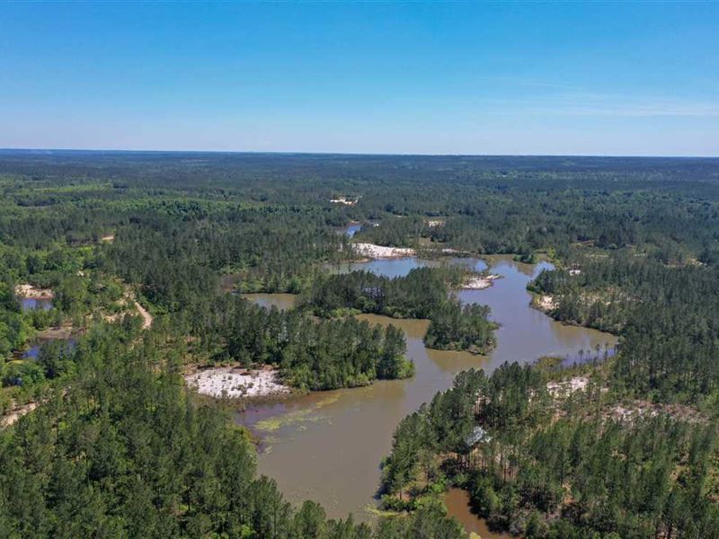 The Perfect Fishing And Hunting ge : Ranch for Sale in ...