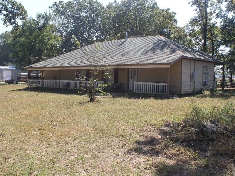 For Sale in Bowie County, Texas : De Kalb : Bowie County : Texas