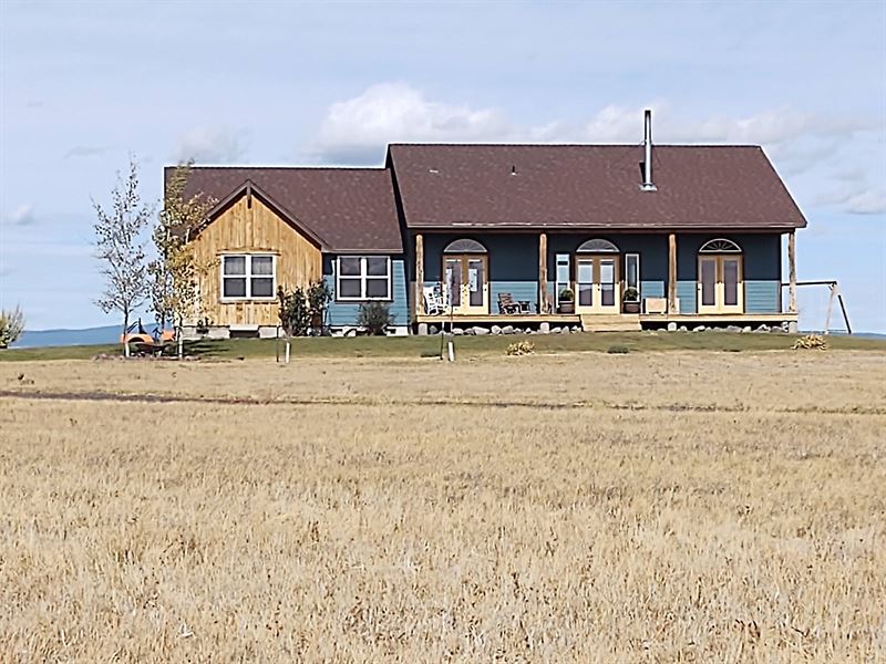 Gorgeous Custom Built Country Home : Burns : Harney County : Oregon