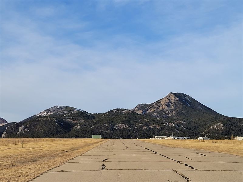 Airstrip, Hanger & Acres Little : Zortman : Phillips County : Montana