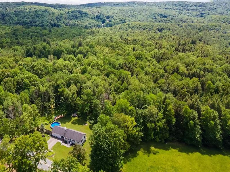 570K Sqft in Poestenkill, NY : Ranch for Sale by Owner in Poestenkill ...