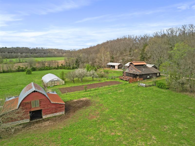 Riverfront Sustainable Farm : Sycamore : Ozark County : Missouri