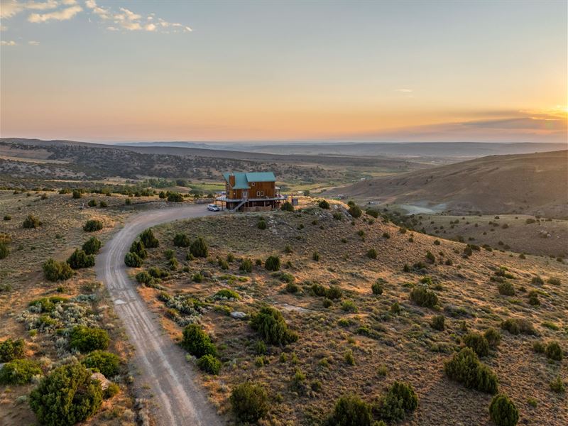 Willow Creek Heights Retreat : Lander : Fremont County : Wyoming