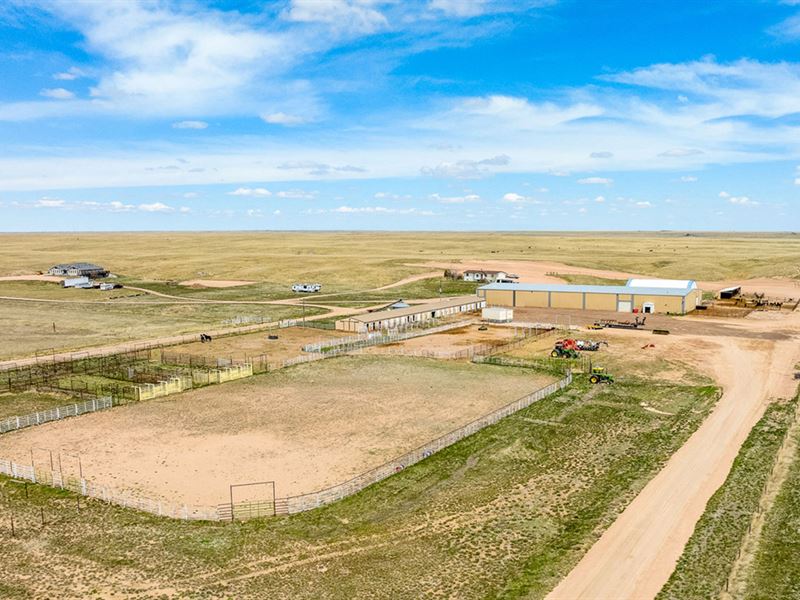 Tt&T Equestrian Arena : Cheyenne : Laramie County : Wyoming