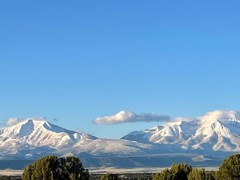 Multi Shawnee Circle, Walsenburg : Walsenburg : Huerfano County : Colorado