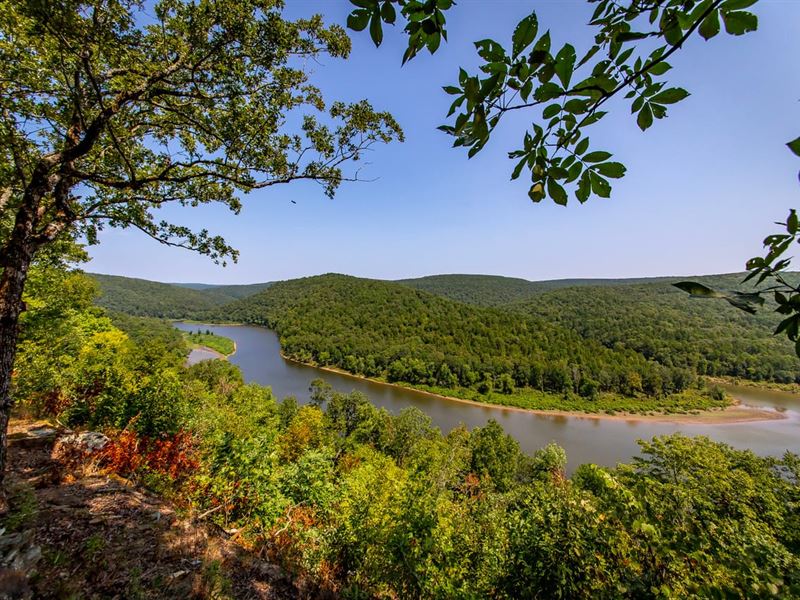 Cabin, Vista River & Lake Views : Shirley : Cleburne County : Arkansas