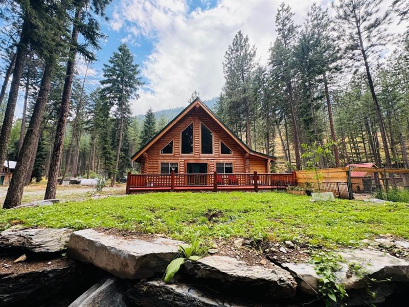 Beautiful Horse Property : Plains : Sanders County : Montana