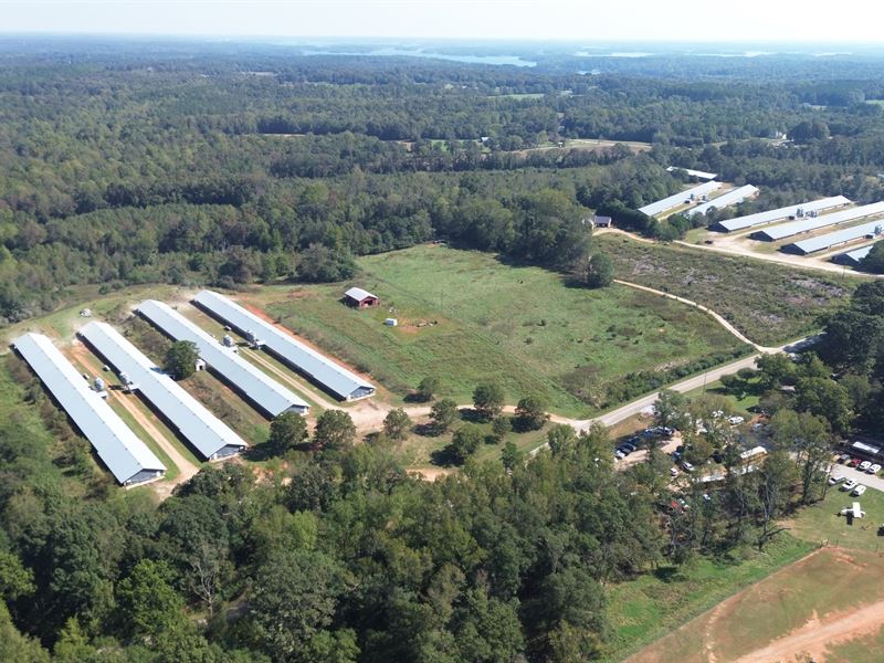 10 House Broiler Farm in Hartwell : Hartwell : Hart County : Georgia