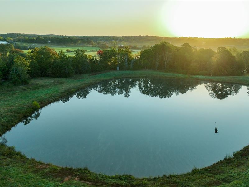 Lake Valley Farm : Willow Springs : Howell County : Missouri