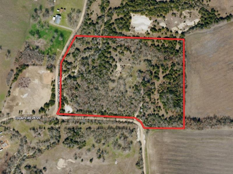 13.96 Acres in Lamar County : Petty : Lamar County : Texas