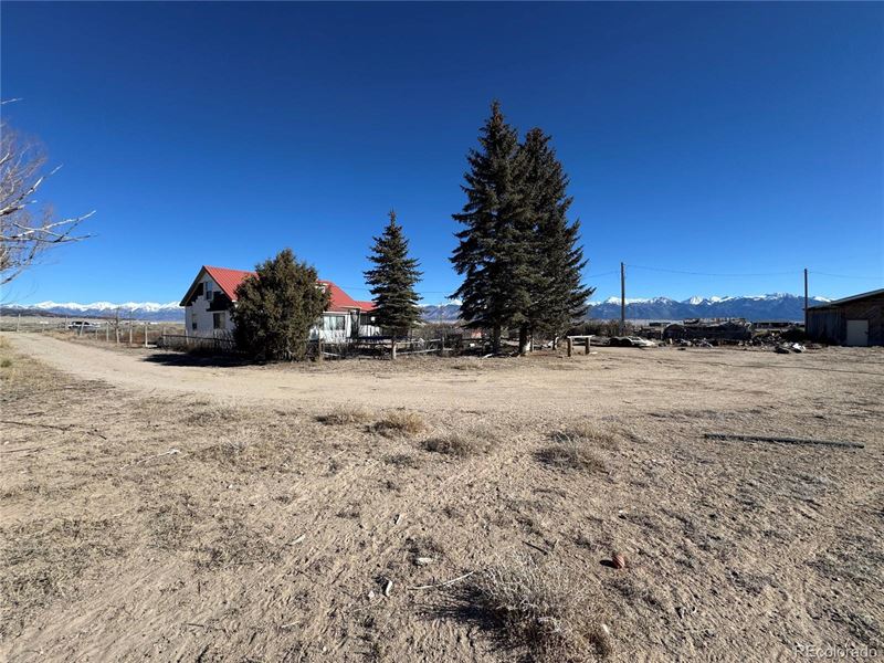 1930'S Farmhouse on 40 Acres : Moffat : Saguache County : Colorado