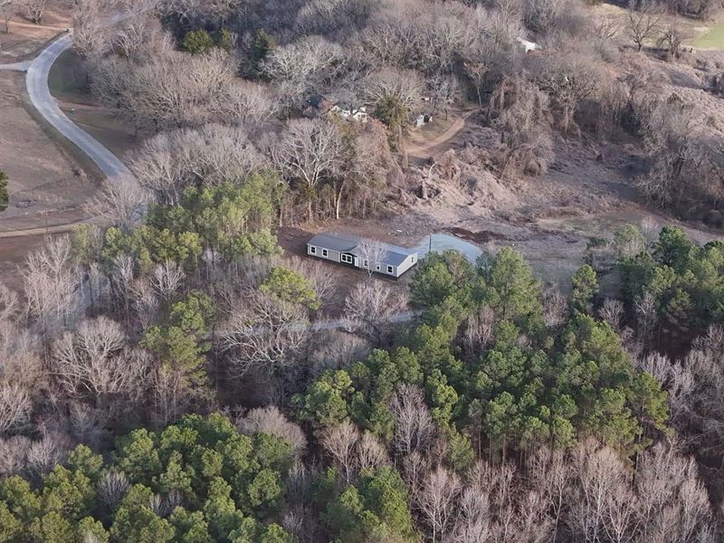 A Home On 12 Acres in Grenada Count : Holcomb : Grenada County : Mississippi