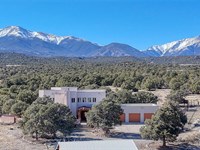 Beautiful Santa Fe Style on 29+ Ac : Salida : Chaffee County : Colorado
