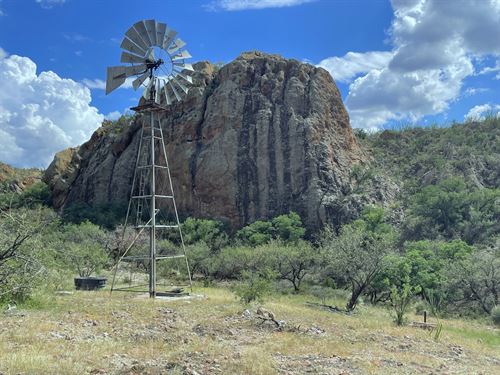 Stunning 79 Acres in Southeast AZ : Tubac : Santa Cruz County : Arizona